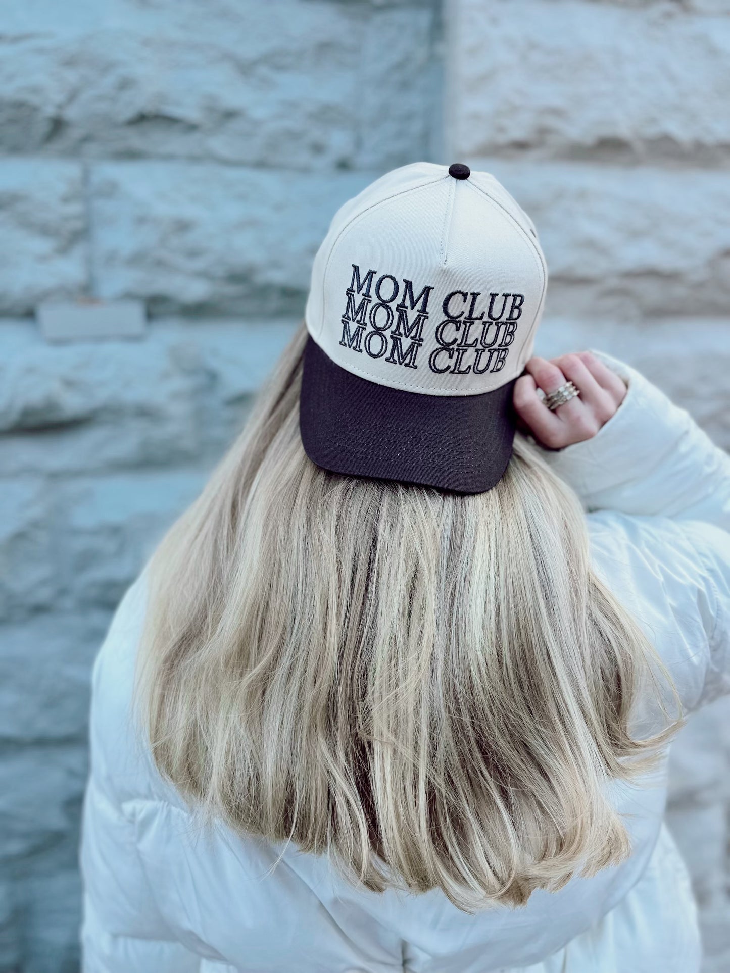 MOM CLUB Vintage Trucker Hat