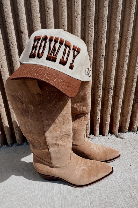 HOWDY Vintage Trucker Hat